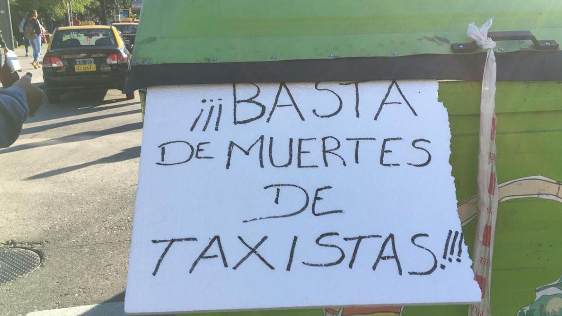 La reacción de los taxistas fue masiva e inmediata al crimen.