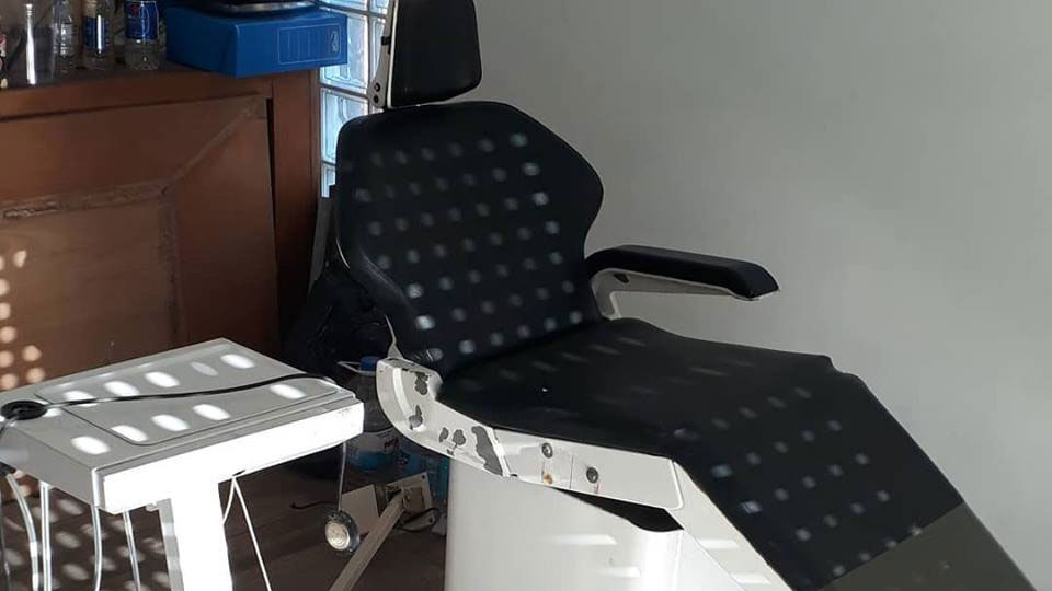 El nuevo sillón llegó donado a la Casita Popular.