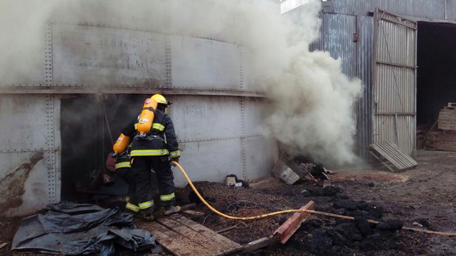 Campaña de donación de soja para los Bomberos Voluntarios de Arequito