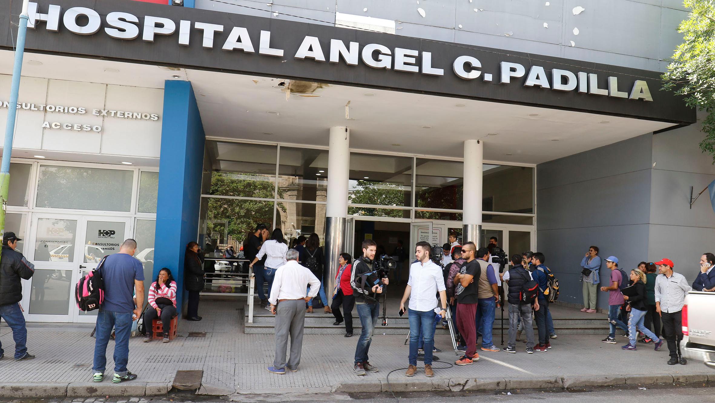 El Hospital Padilla donde el cantante lucha por su vida.
