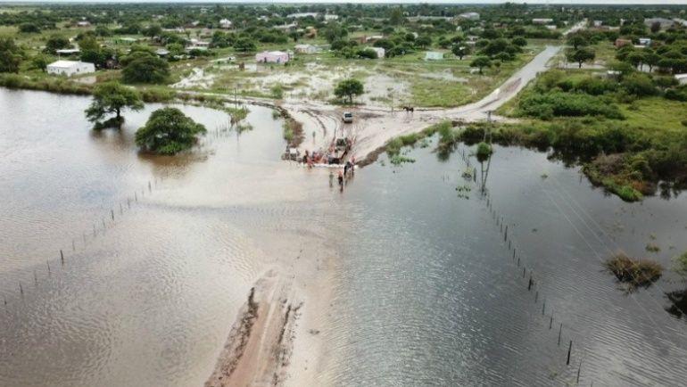 Actualmente son casi cien personas las evacuadas.