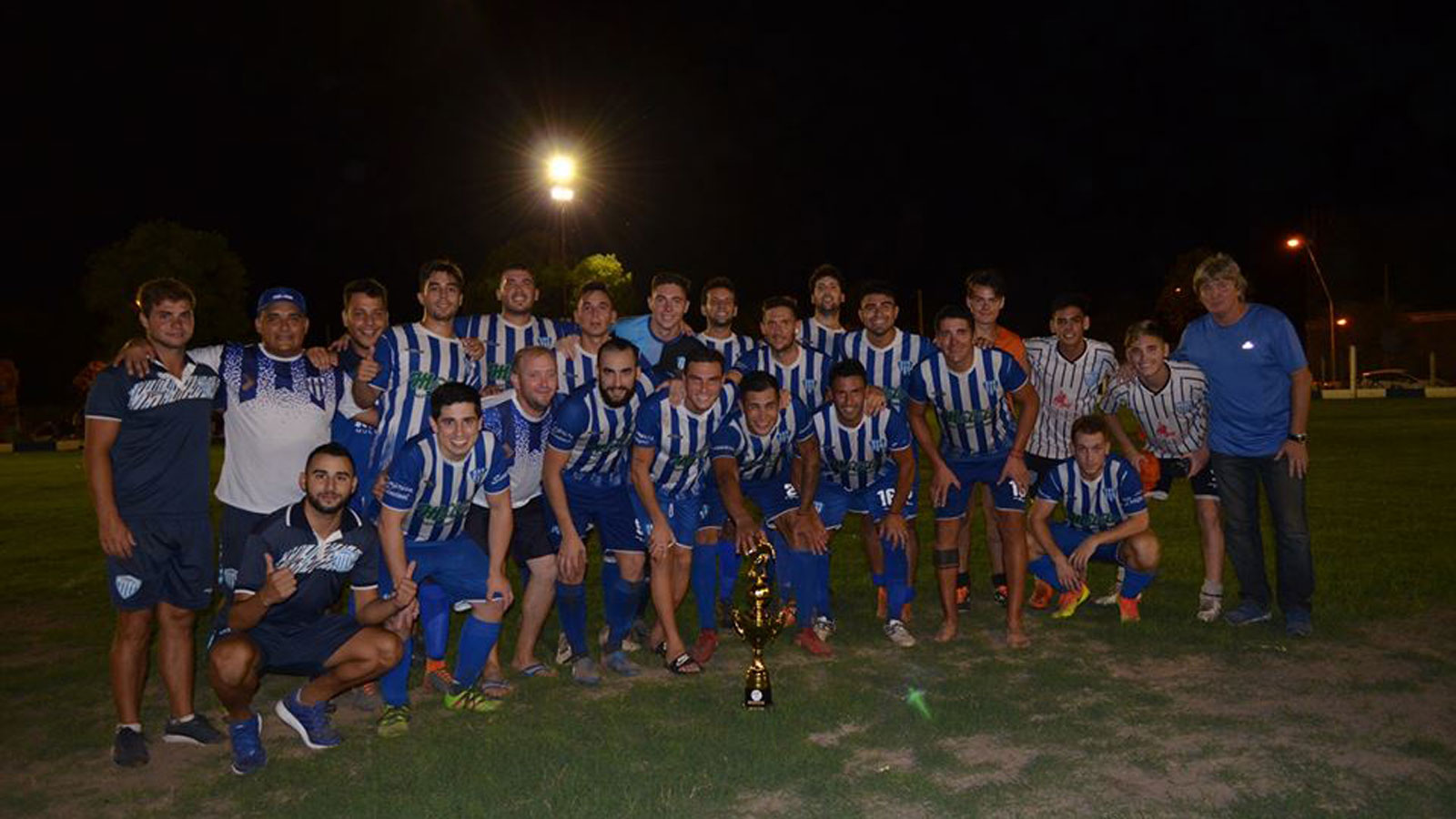 Un clásico para cada uno. Reserva, para el León; Primera, para el Pirata.
