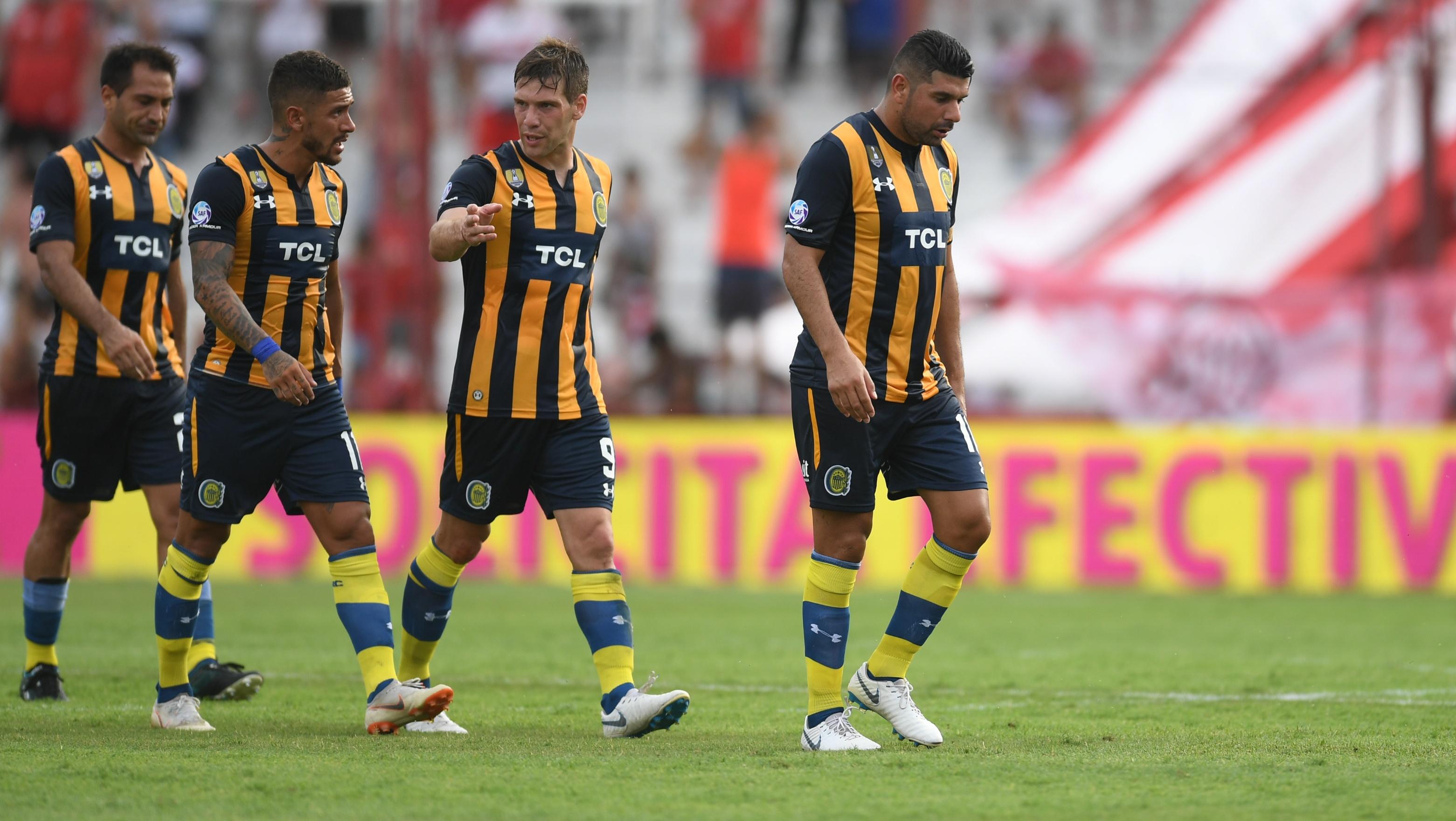 Central regaló un tiempo y perdió ante Huracán