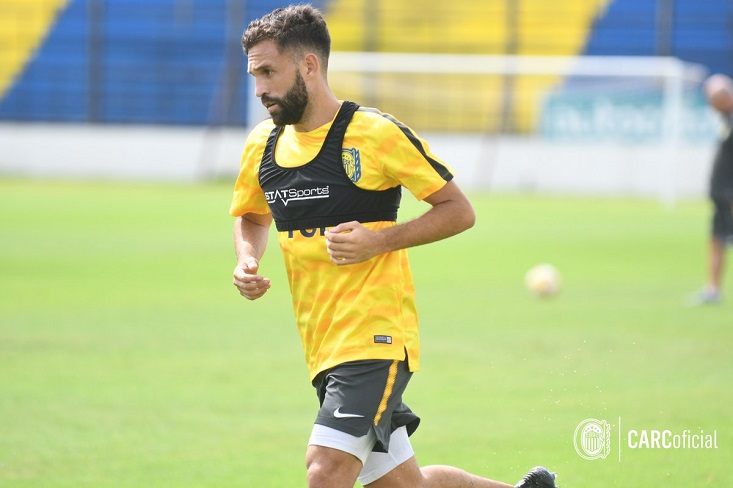 El volante ya entrena con el plantel canalla.
