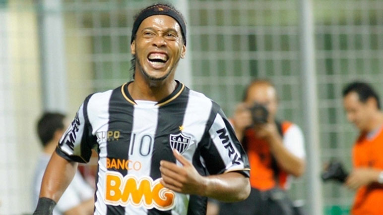 Dinho se ríe de Sampa. El astro brasileño nunca pasó por Santos.