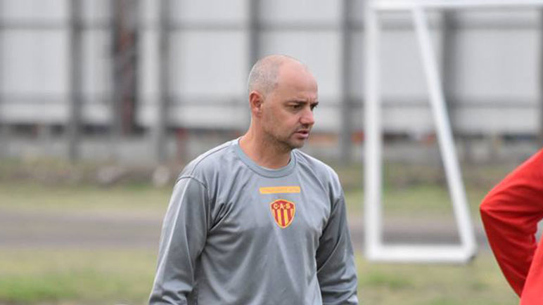 Ariel Damato durante su etapa en Chaco, fue ayudante de Raúl Valdez.