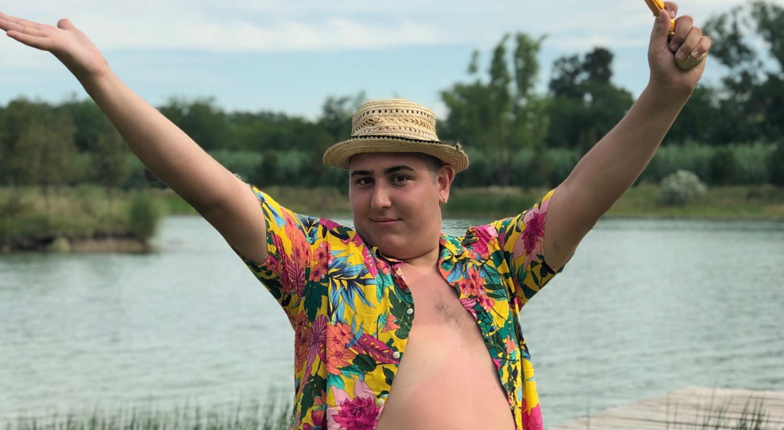 Se olvidó de Messi y de la co... ahora quiere copar el verano.
