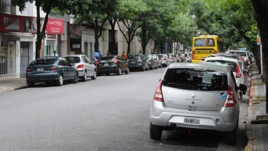 Dos paseos comerciales se suman al estacionamiento especial por las fiestas