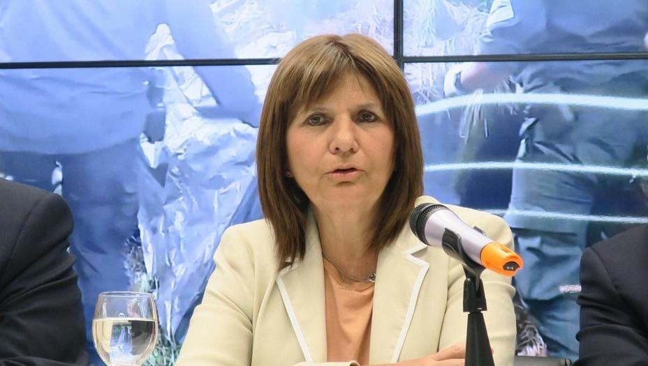 Patricia Bullrich habló en medio de la crisis.