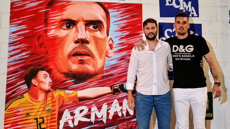 Dos potencias. Gabriel Griffa, el ilustrado, y Franco Armani, el homenajeado.