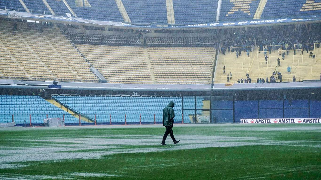 Boca-River: "Mañana antes de las 12 debemos decidir si se juega o no”