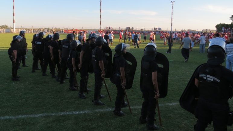 La policía de San Lorenzo deberá estar atenta el domingo en Pujato.