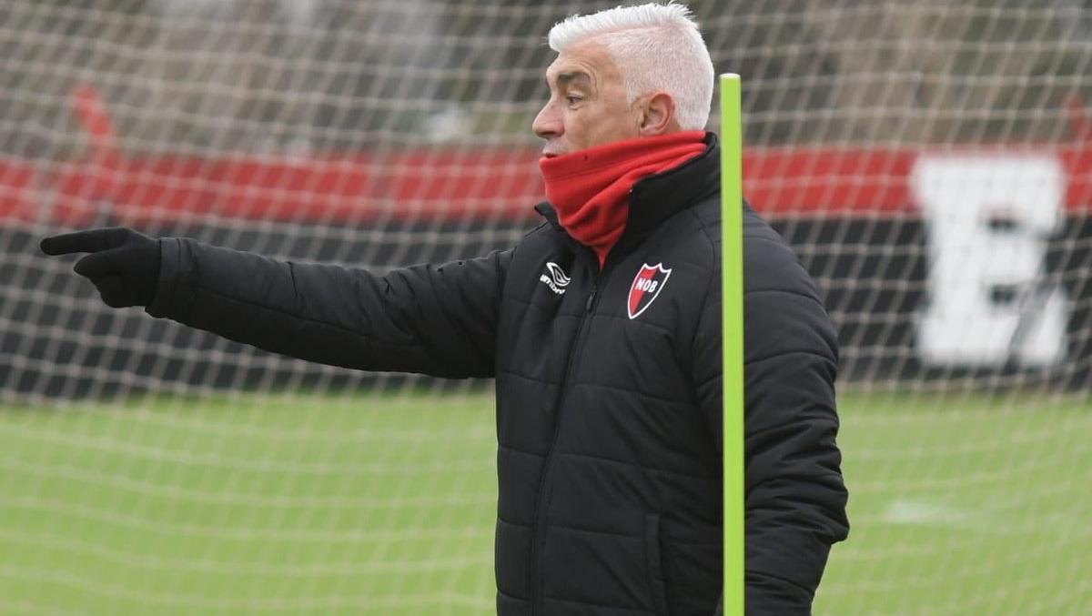 Las dudas que tiene De Felippe en la previa del clásico
