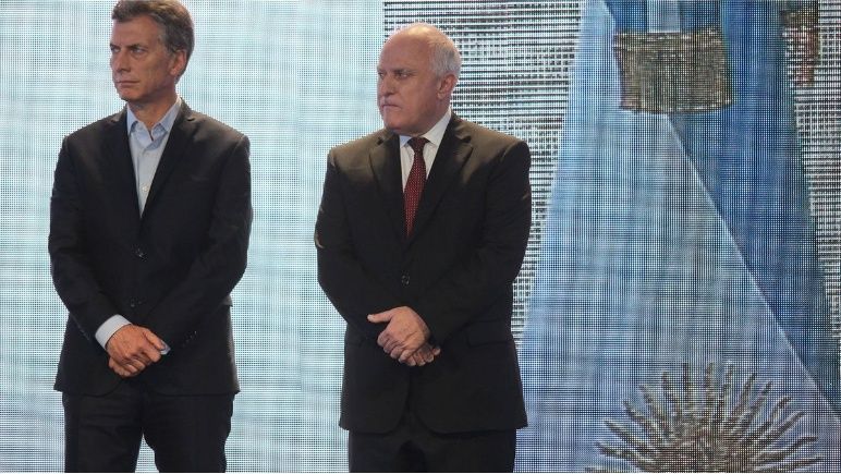 Lifschitz, se corre