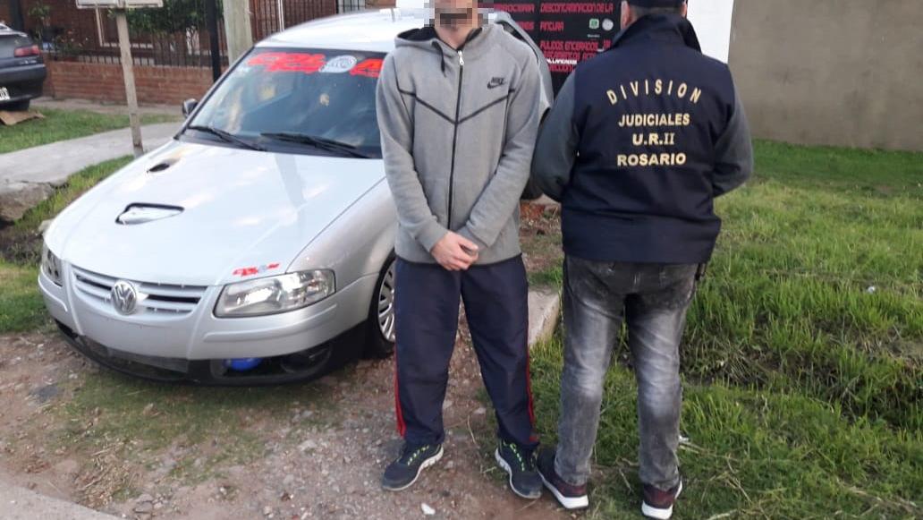 En el operativo secuestraron autos, armas y autopartes. (Foto: Prensa Min Seg Sta Fe)