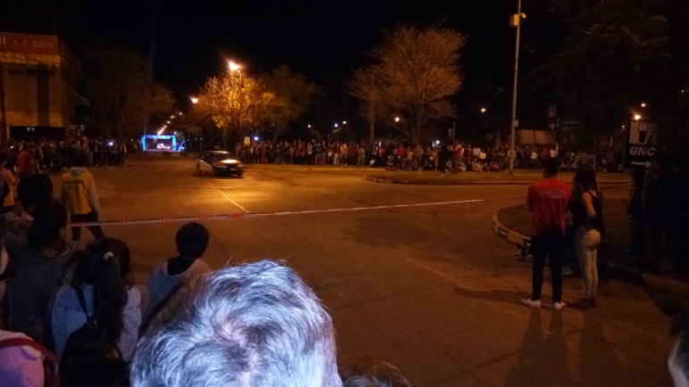 Los primeros en largar fueron los automóviles.