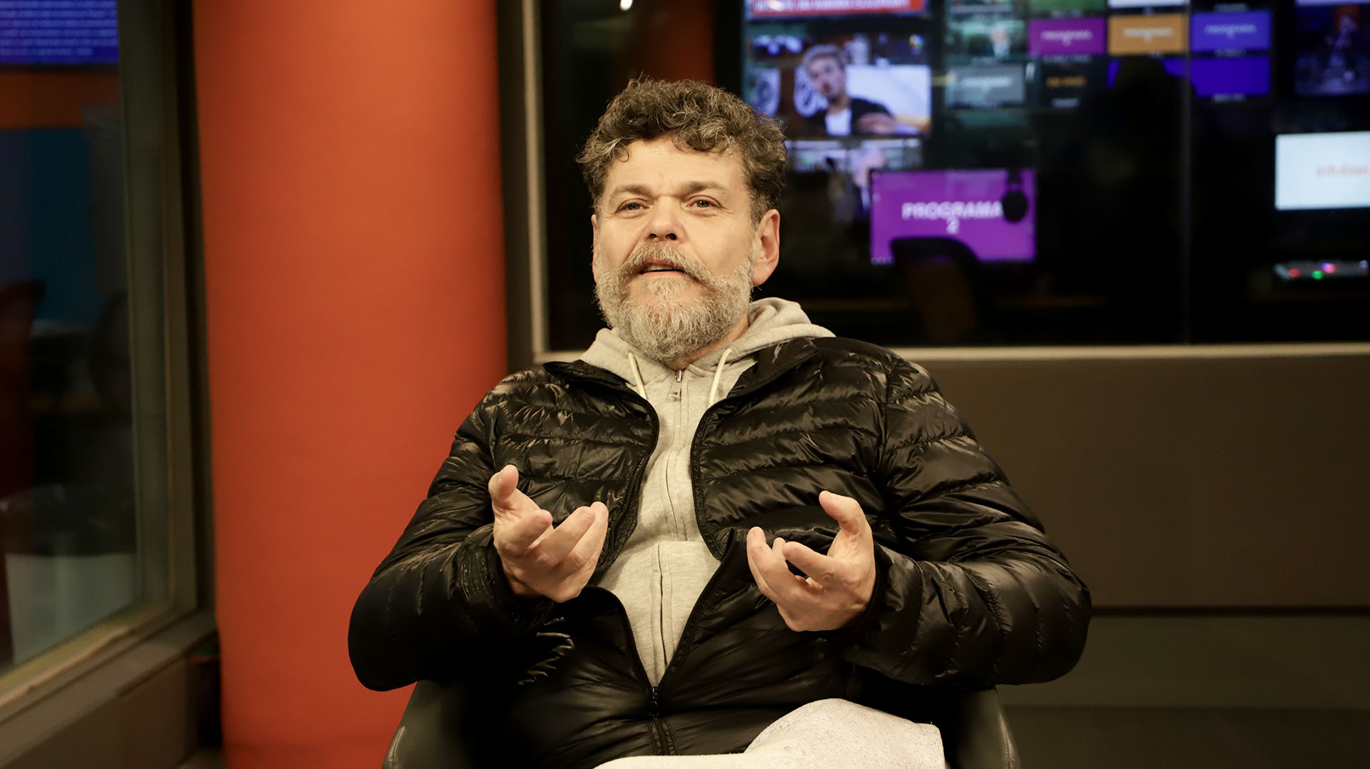 El actor se disculpó, pero no alcanzó a salvar su show en Tucumán.