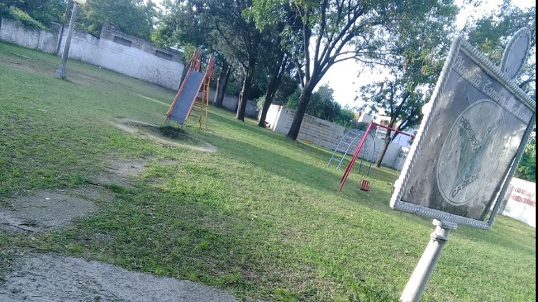 La plazoleta Tambor de Tacuarí. Uno de los símbolos del barrio.
