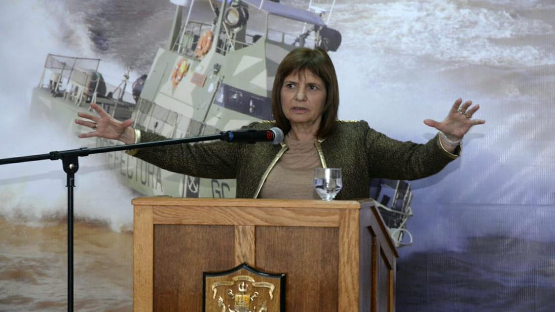 Bullrich: “Hay que sacarles los bienes y llegar hasta el último sicario”