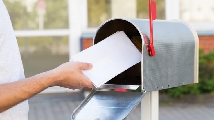 Google ya permite configurar Gmail para que muestre los mensajes en orden cronológico simple.