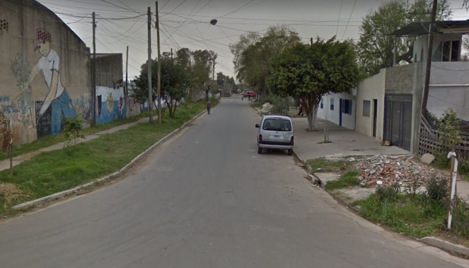 Un hombre fue hallado sin vida frente a su casa en zona oeste