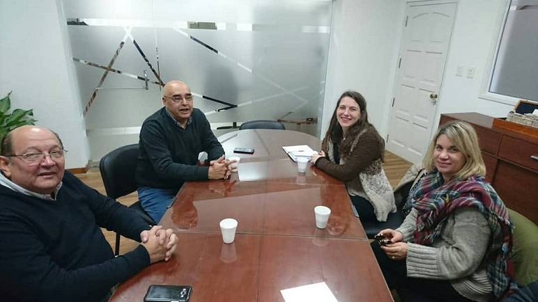 Mercedes Meier dialogó con los referentes del Centro Económico Caseros.