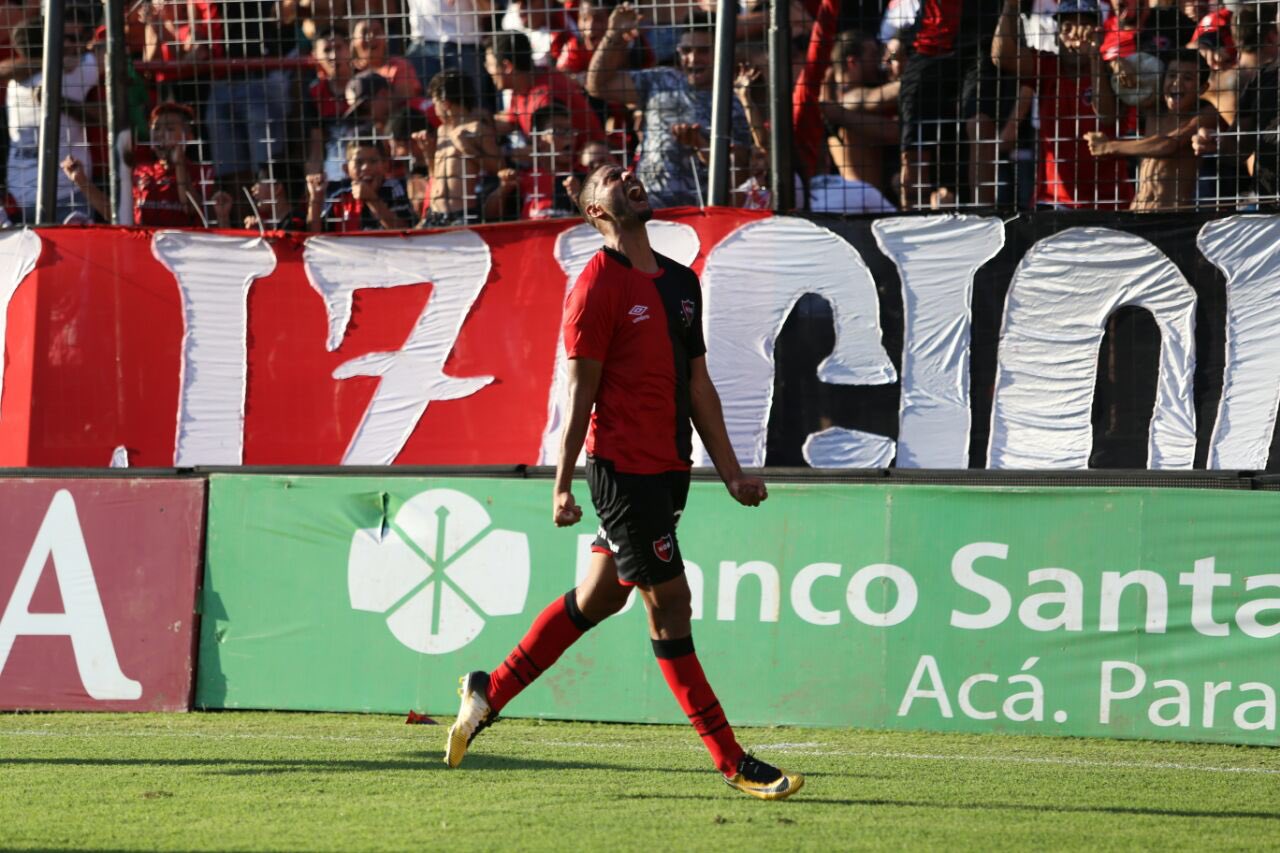 El Cata Varela será titular en la zaga rojinegra.