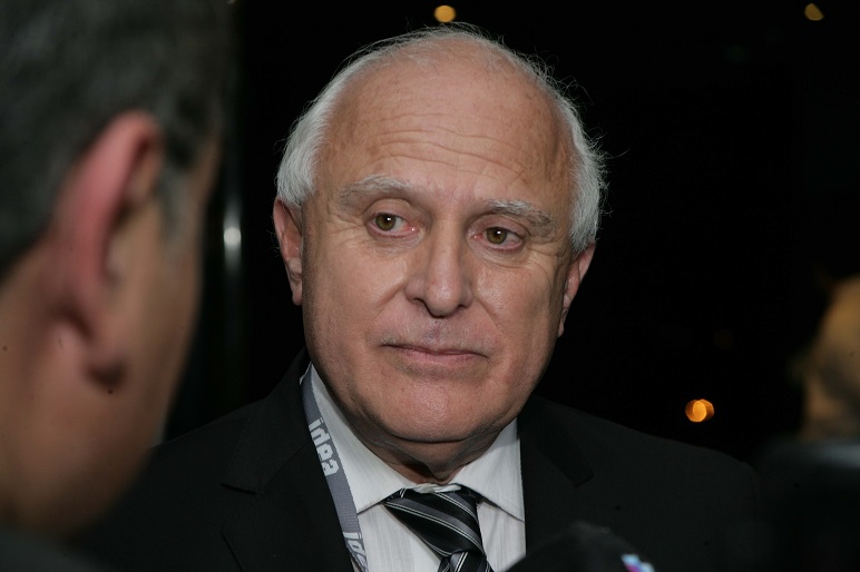 Lifschitz se animó esta vez a protestarle a Macri.