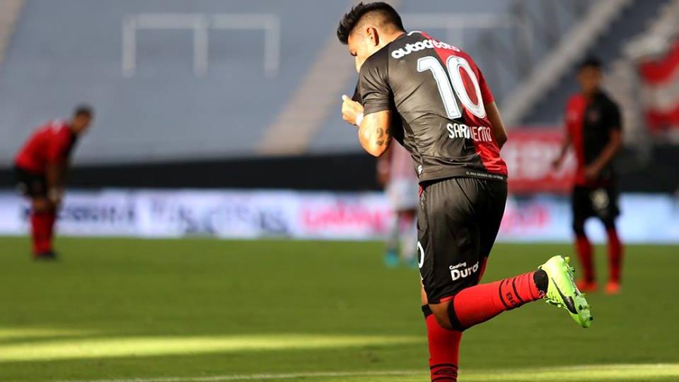 Sarmiento vuelve a ser titular. (Foto: NOB)