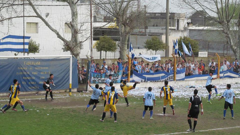 Clásica postal de Fuentes. En este 2018, América y Argentino se aliaron.