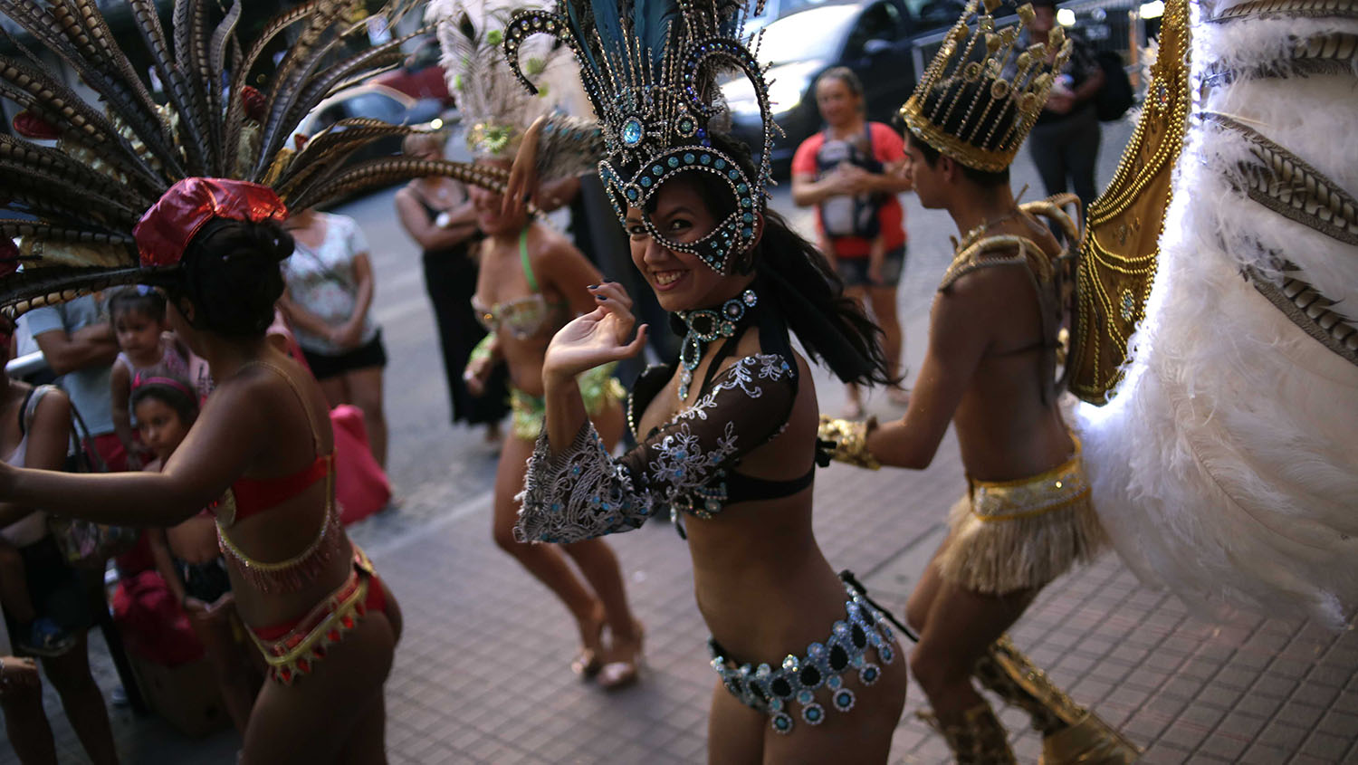 Comparsas, música en vivo y mucho baile en los carnavales rosarinos
