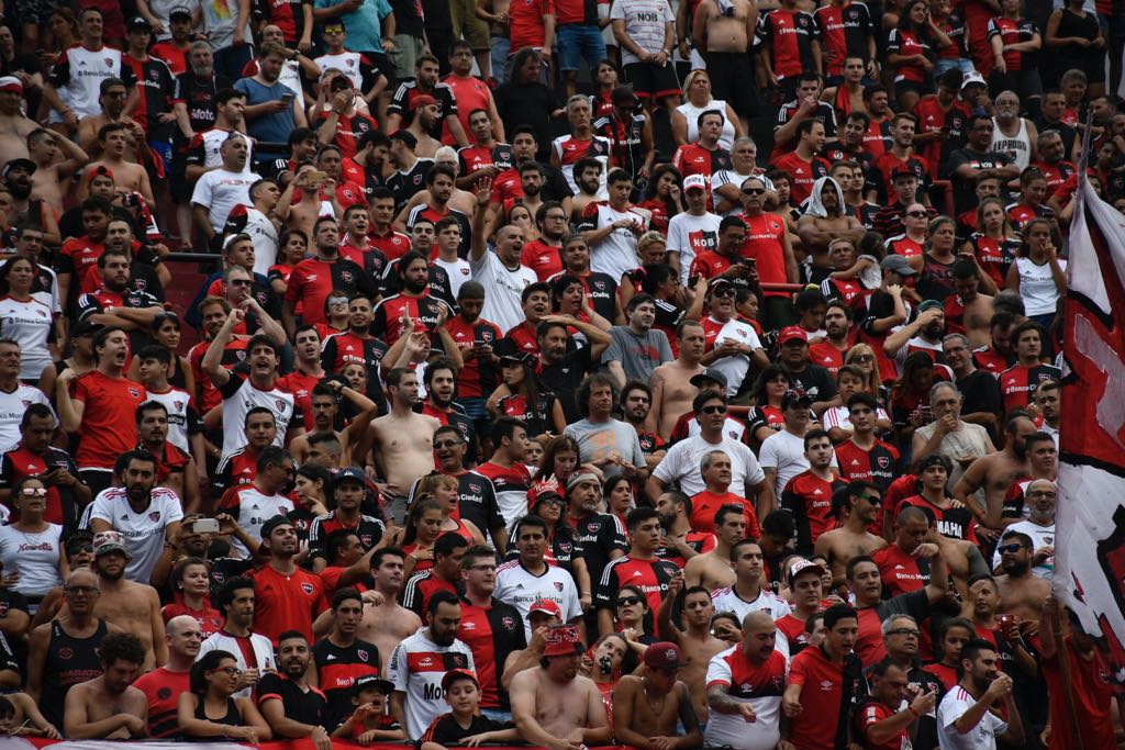 En el último suspiro, Newell's se quedó con tres puntos de oro