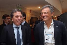 El ministro Cabrera, sonriente en Davos.