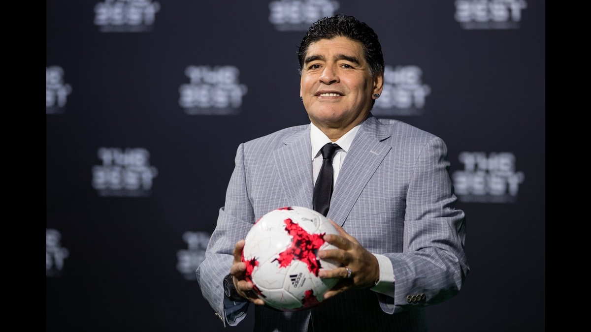 Maradona estará presente en la ceremonia del sorteo de Rusia '18
