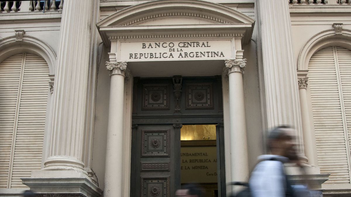 La primera serie del bono para importadores será ofrecida a partir de este martes