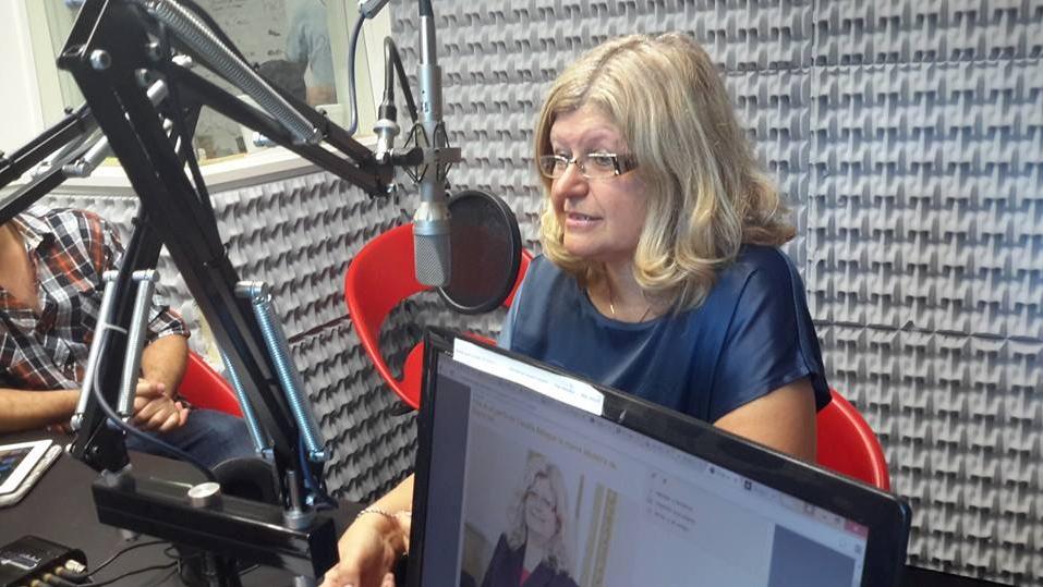 La ministra de Educación, Claudia Balagué.