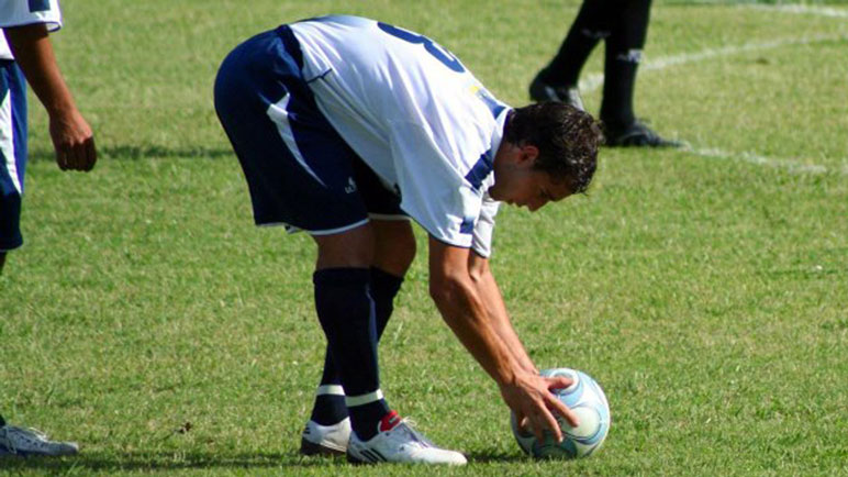 Marisi y la pelota. Aprendices va a extrañar la pegada de Pablo.