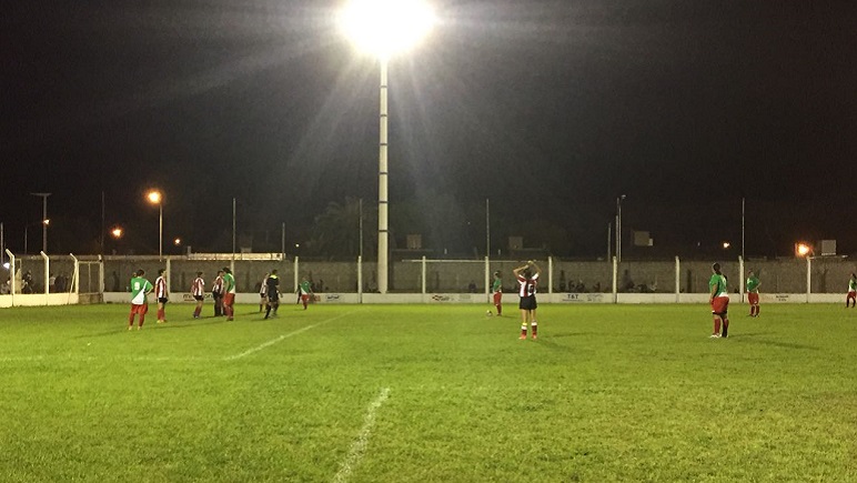 Las Alazanas debutaron con derrota pero tendrán revancha el miércoles.