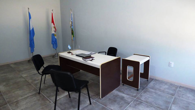 Nadie quiso perderse la inauguración del nuevo edificio.