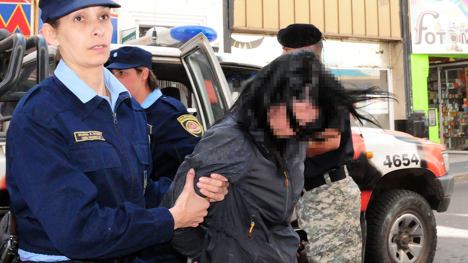 Madre de hija seguirán presas hasta que termine el juicio.