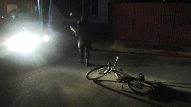 La ciclista que fue impactada en Las Heras y Washington fue deriva al hospital.