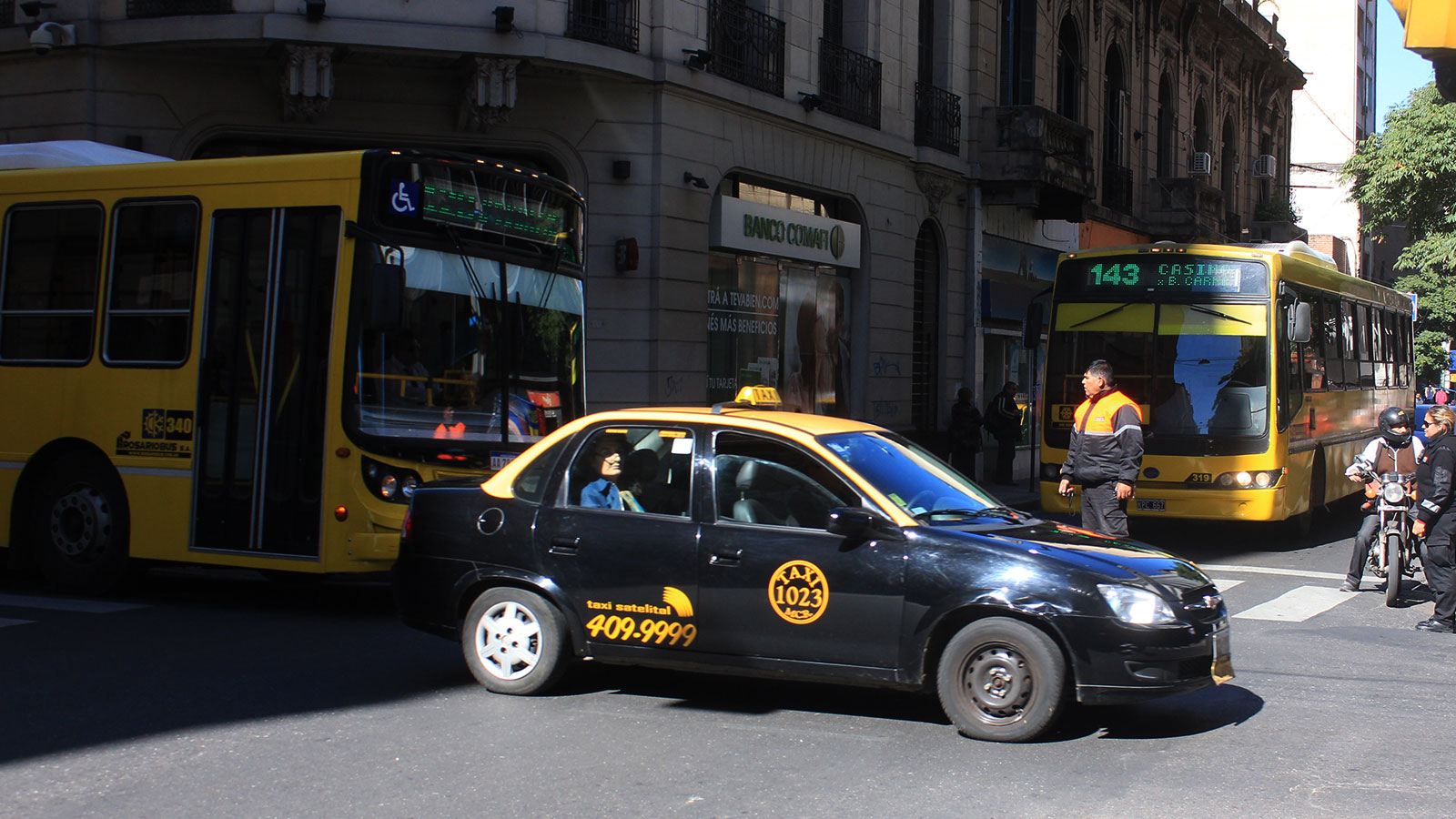 Controles en el microcentro para terminar con los embotellamientos