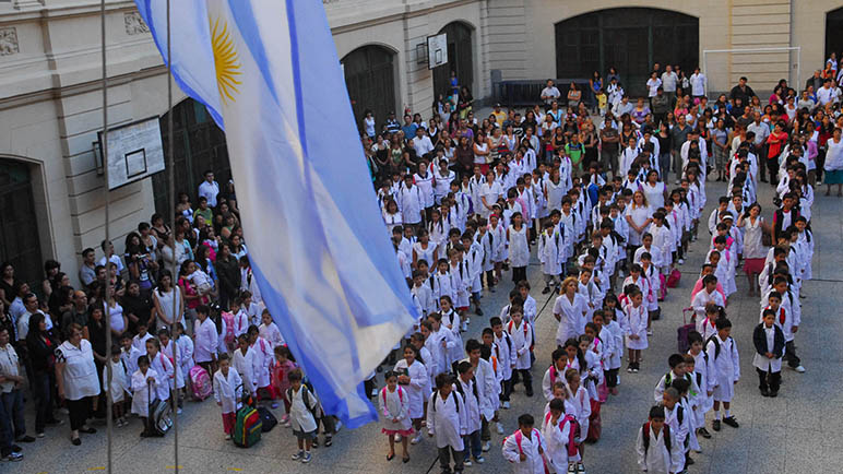 Los maestros aceptaron masivamente la oferta de la Provincia