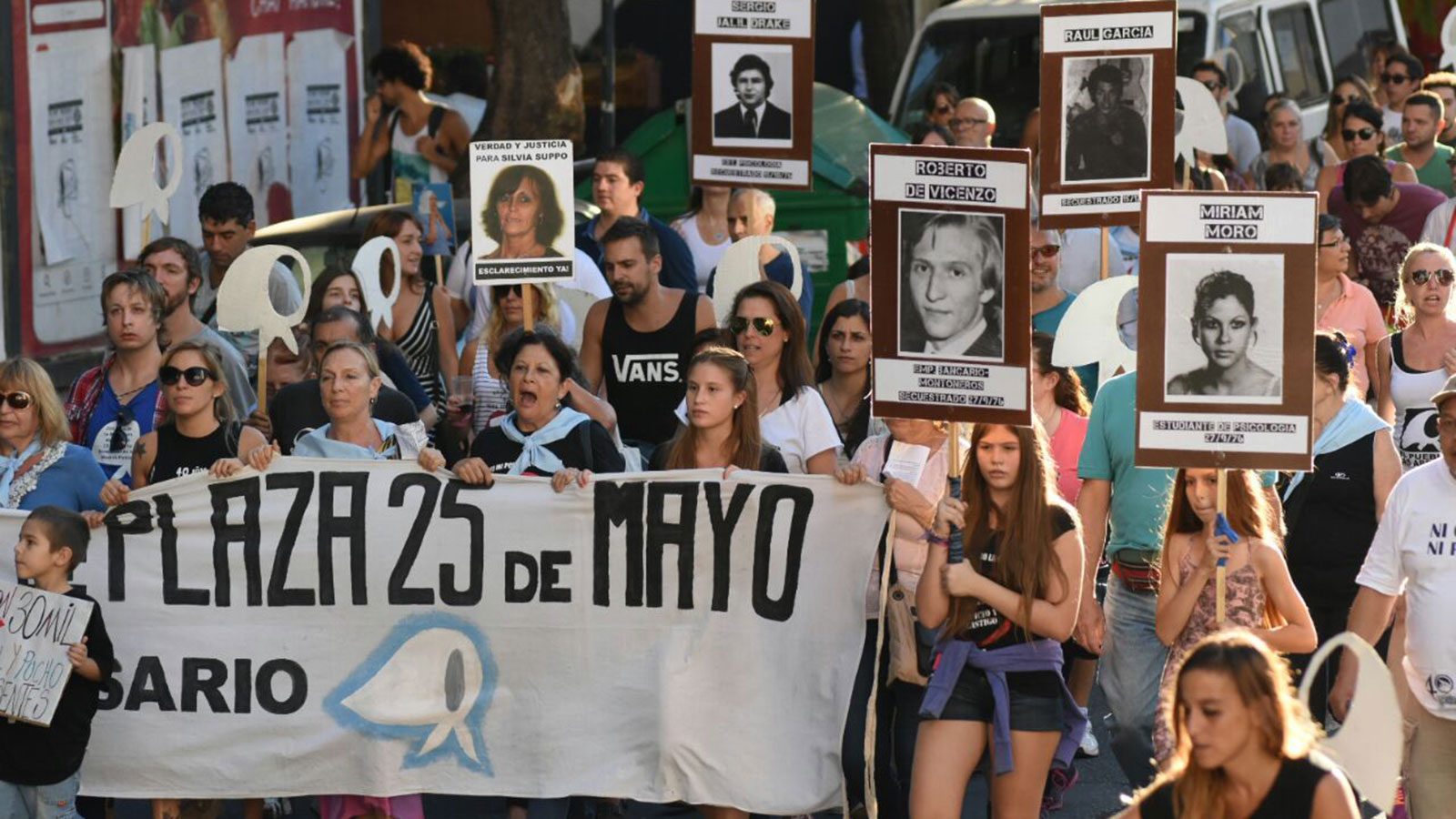 Marcha en conmemoración al Día de la Memoria (Juan José García)