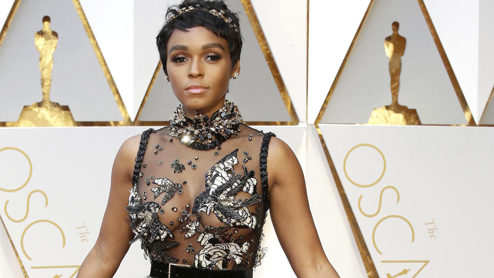 Janelle Monae en la alfombra roja de Los Oscar.