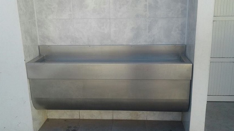 La escuelas del pueblo comienzan a lucir mucho mejor.