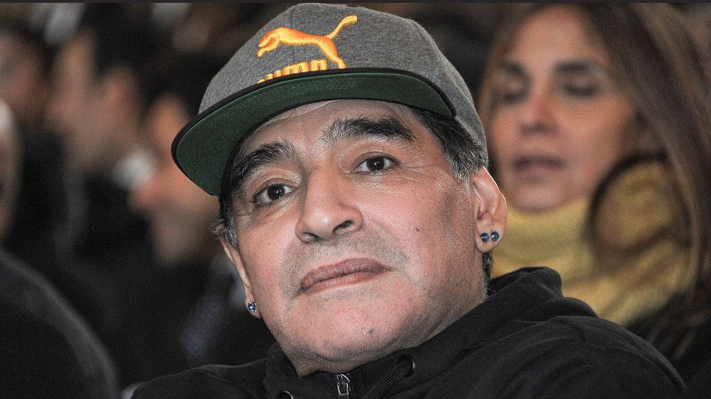 El ex futbolista renovó el hacha de guerra