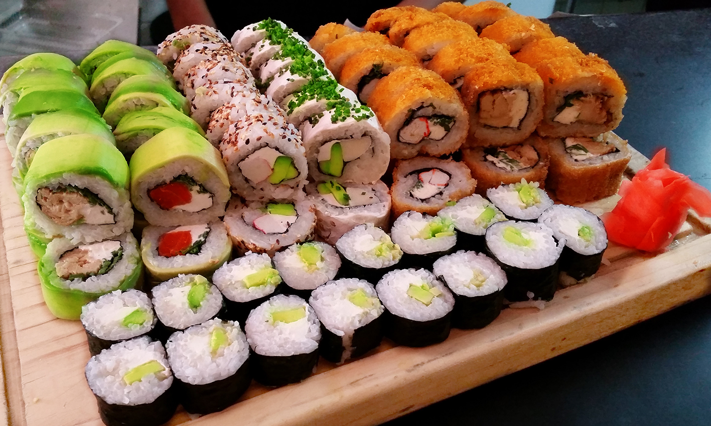 Si hay sushi, que no se note: insólito Photoshop de Massa