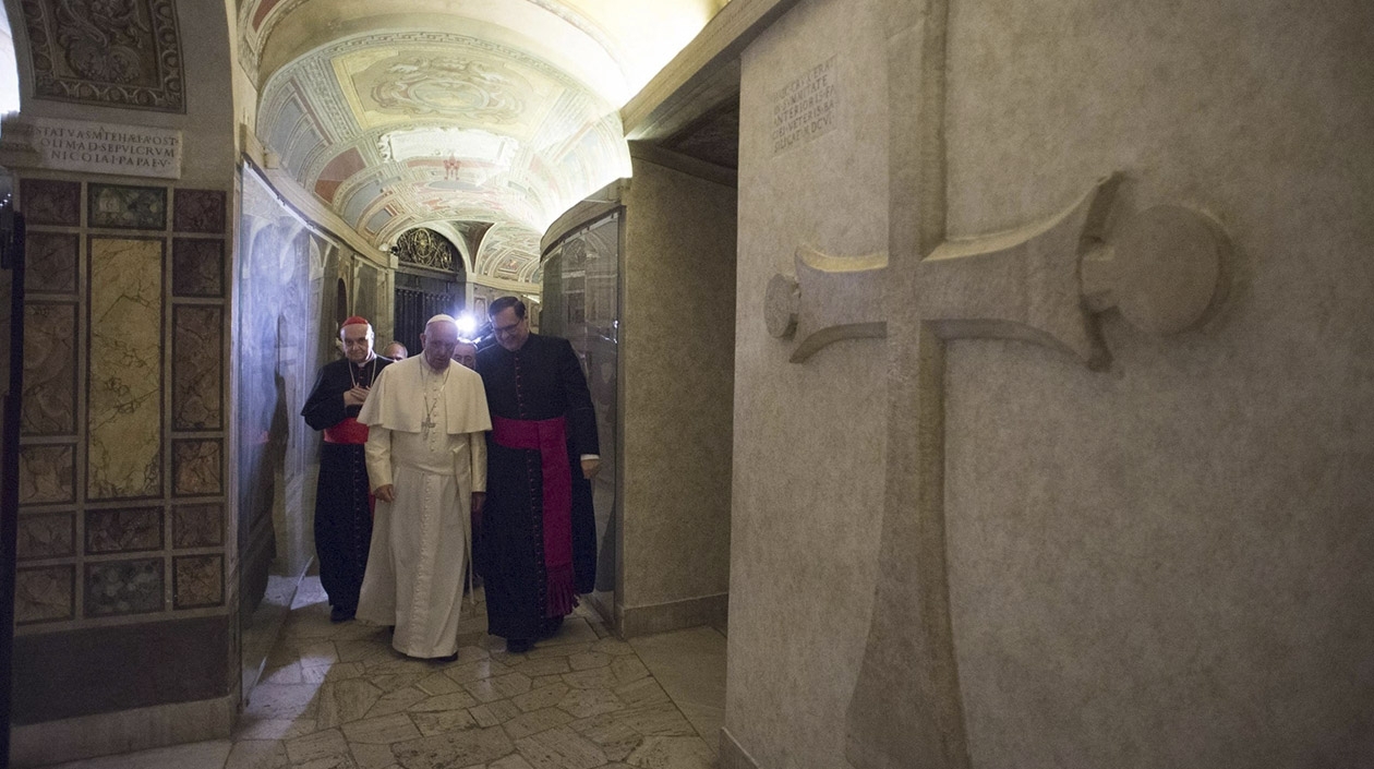 El Vaticano abrirá los archivos sobre la dictadura