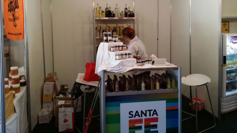 Los expositores en la carpa principal de la Expo.
